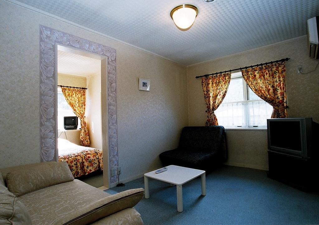 Gasthof Ami Nikko Bagian luar foto